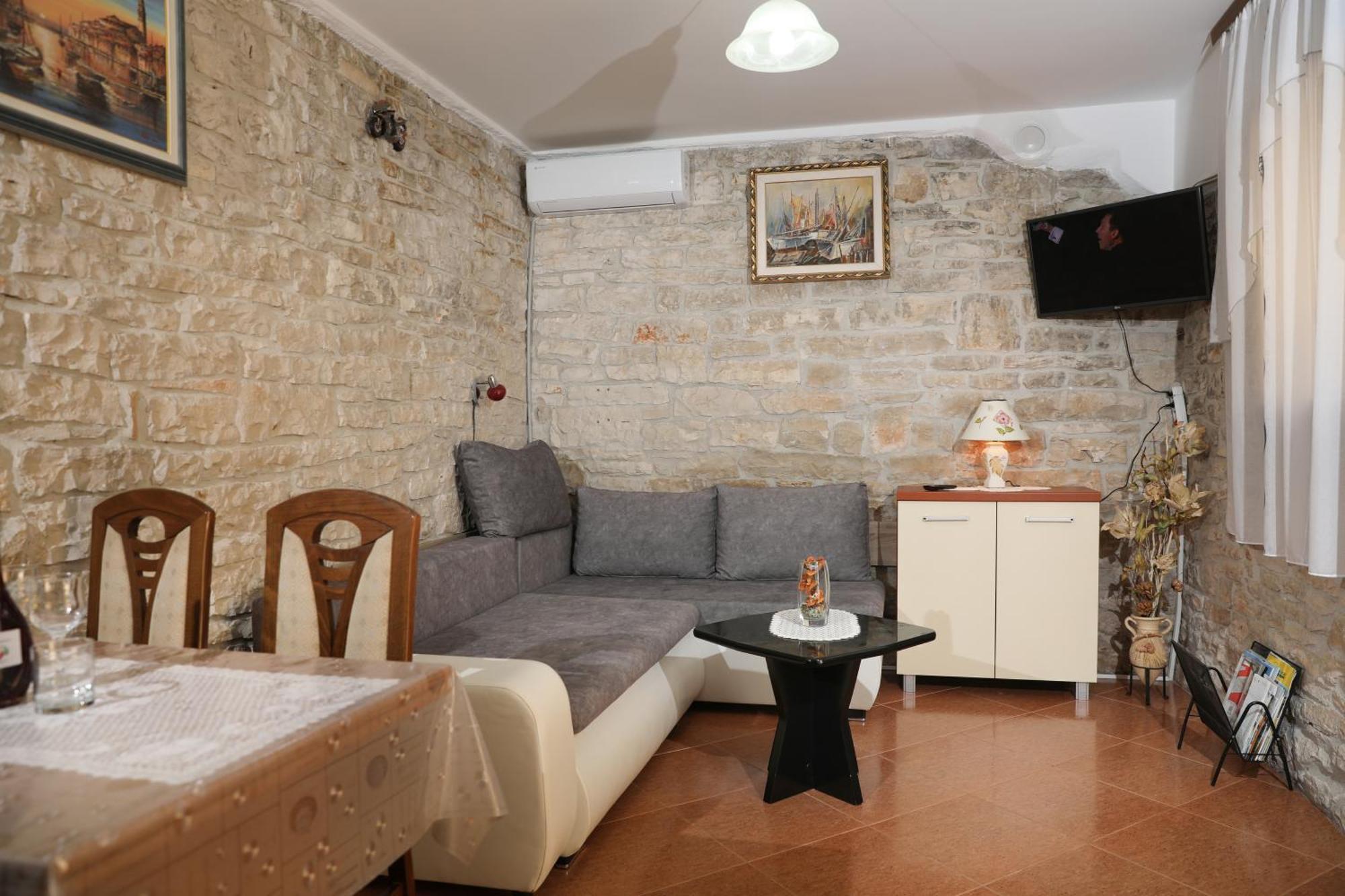 Apartments Faris Kanfanar Exterior photo